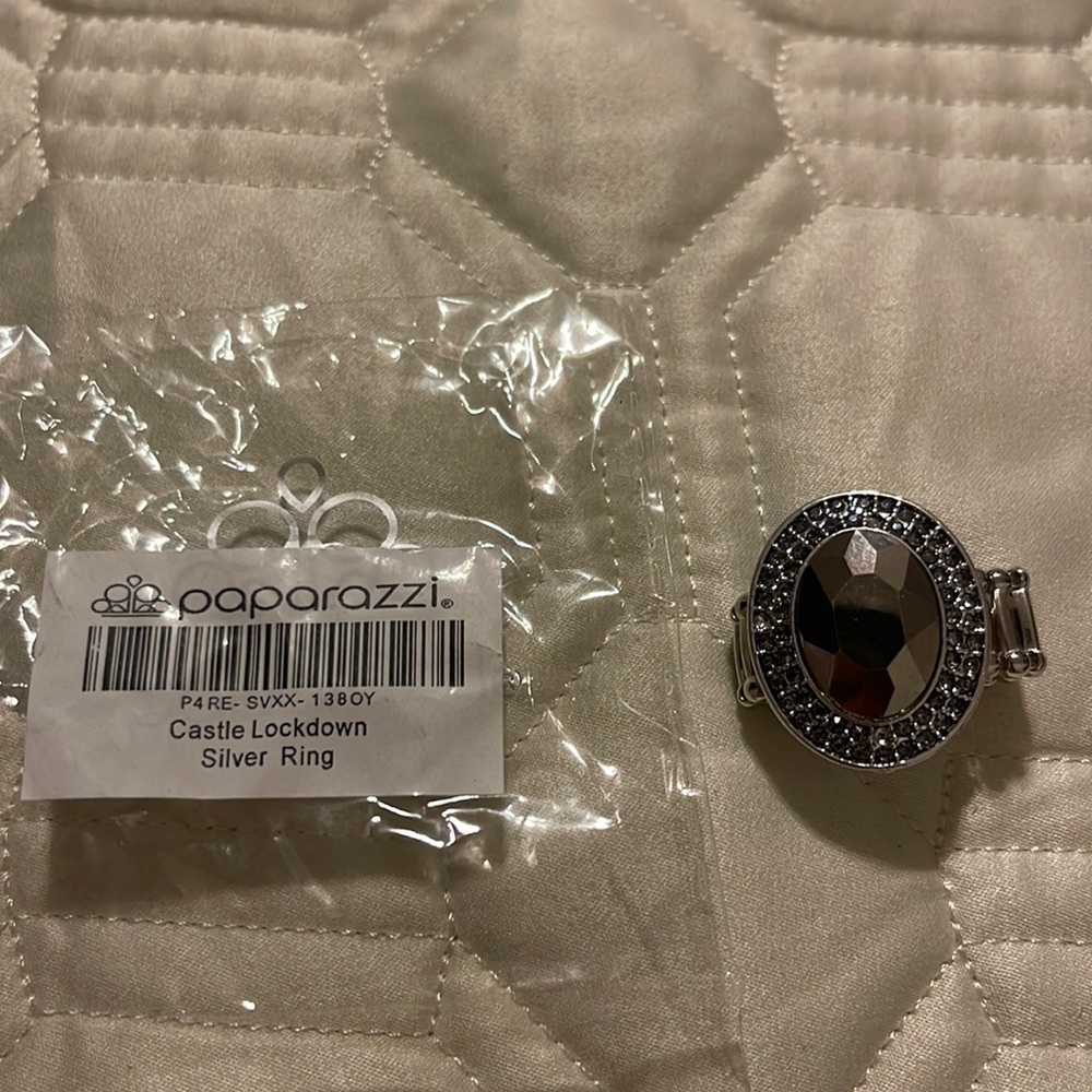 Paparazzi Castle Silver Ring